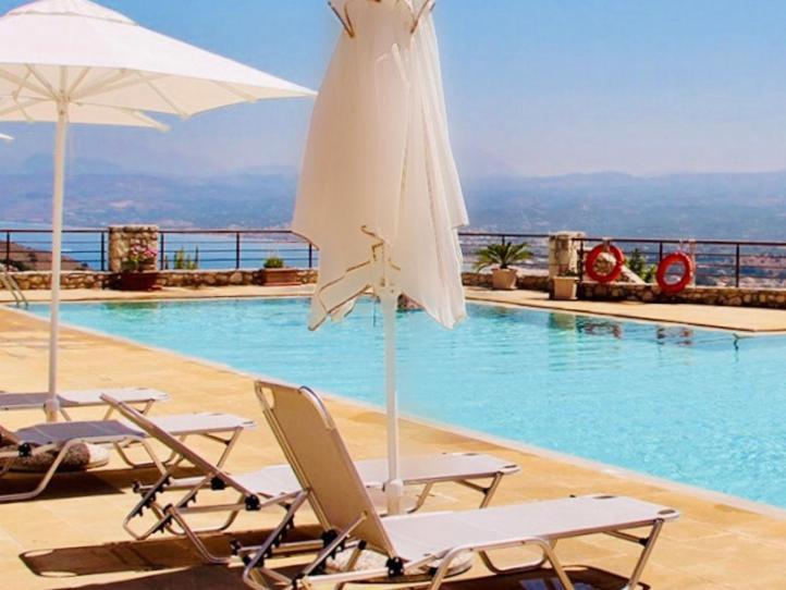 Grosses Haus Mit Traumhaftem Ausblick Apartment Georgioupoli Ngoại thất bức ảnh
