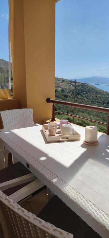 Grosses Haus Mit Traumhaftem Ausblick Apartment Georgioupoli Ngoại thất bức ảnh
